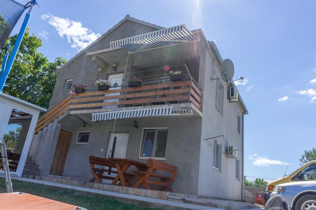 Apartments Mateo Bibinje Buitenkant foto